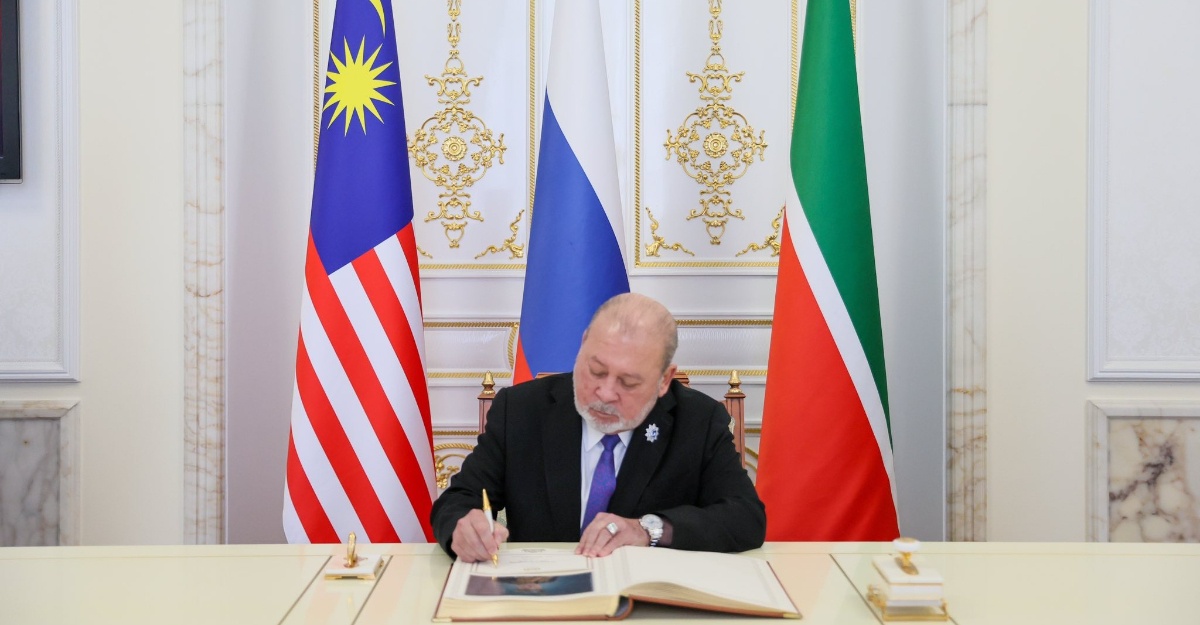 Sultan Ibrahim Harap Lawatan Ke Kazan Perkukuh Hubungan Dengan Tatarstan