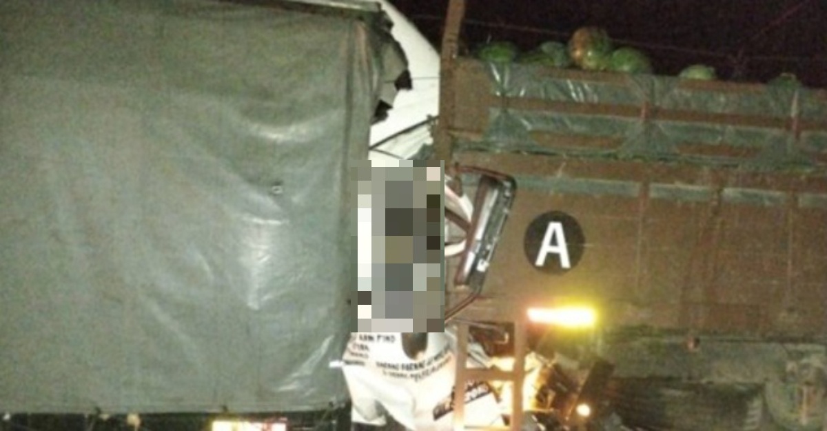 Pemandu Maut Langgar Lori Bawa Muatan Tembikai Di Kamunting