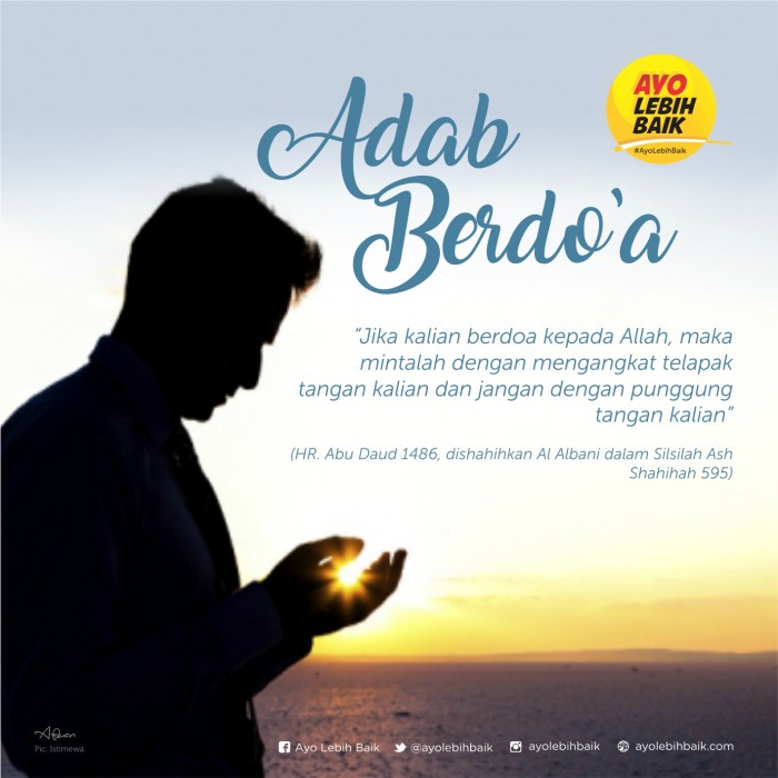 Mengangkat Tangan Saat Berdoa Di Khutbah Kedua